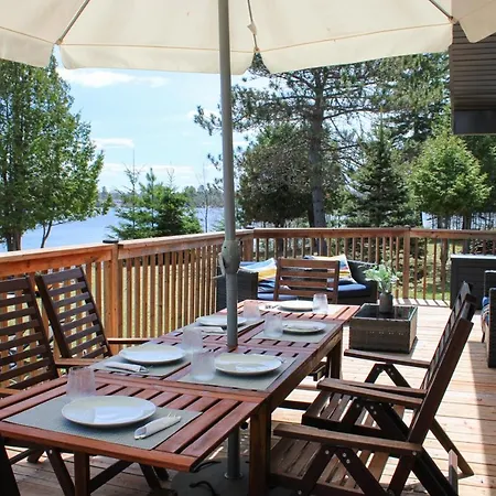 Lake House Chalet Laurentians Nominingue Exterior photo